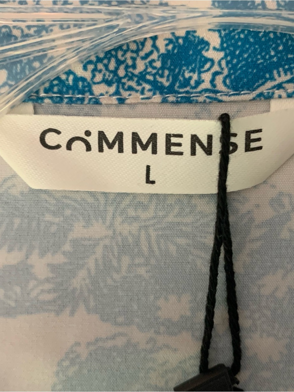 Commense Blue and Cream Button-Down Top NWT - L - Picture 4 of 9